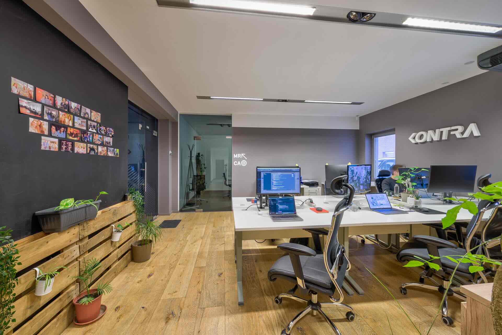 quiet agency office